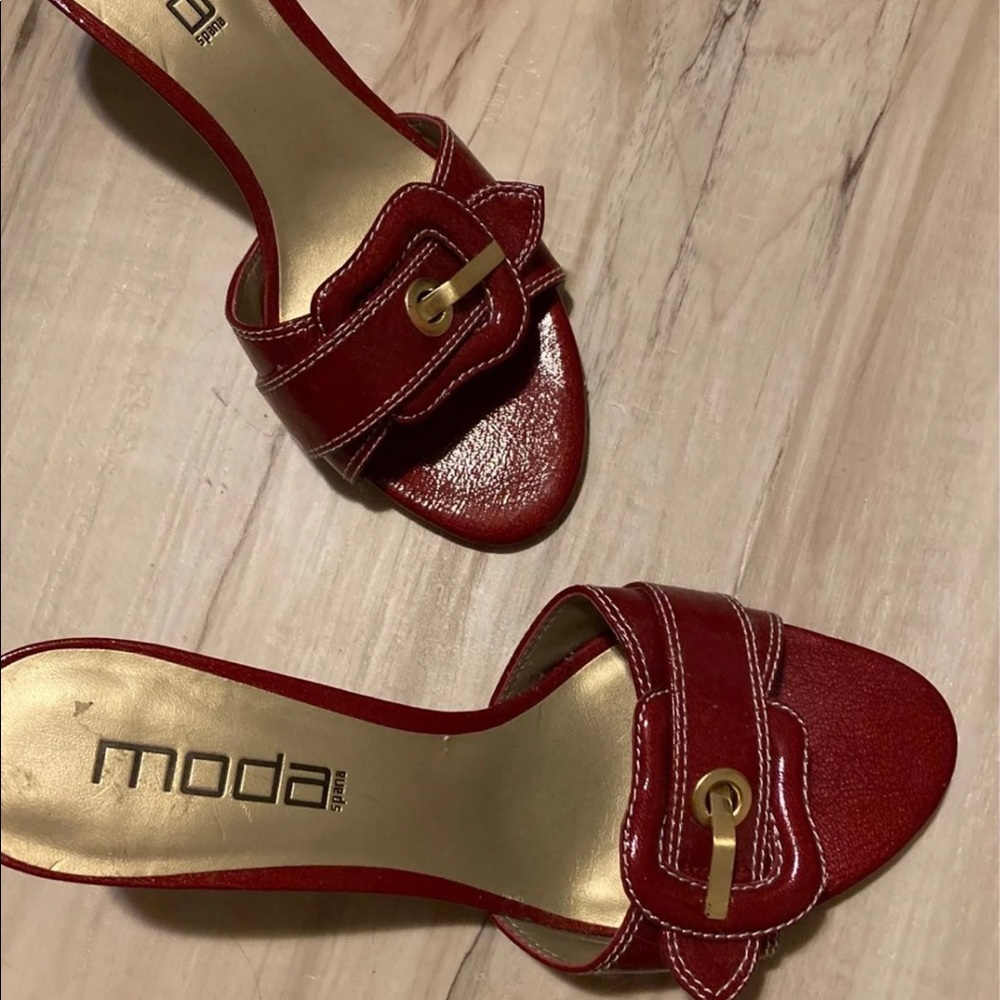 Red kitten heels